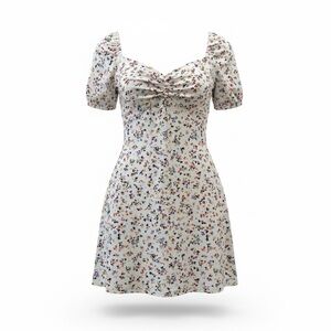 Wednesdays Girl Medium Flirty Floral White Baby Doll Women’s Dress